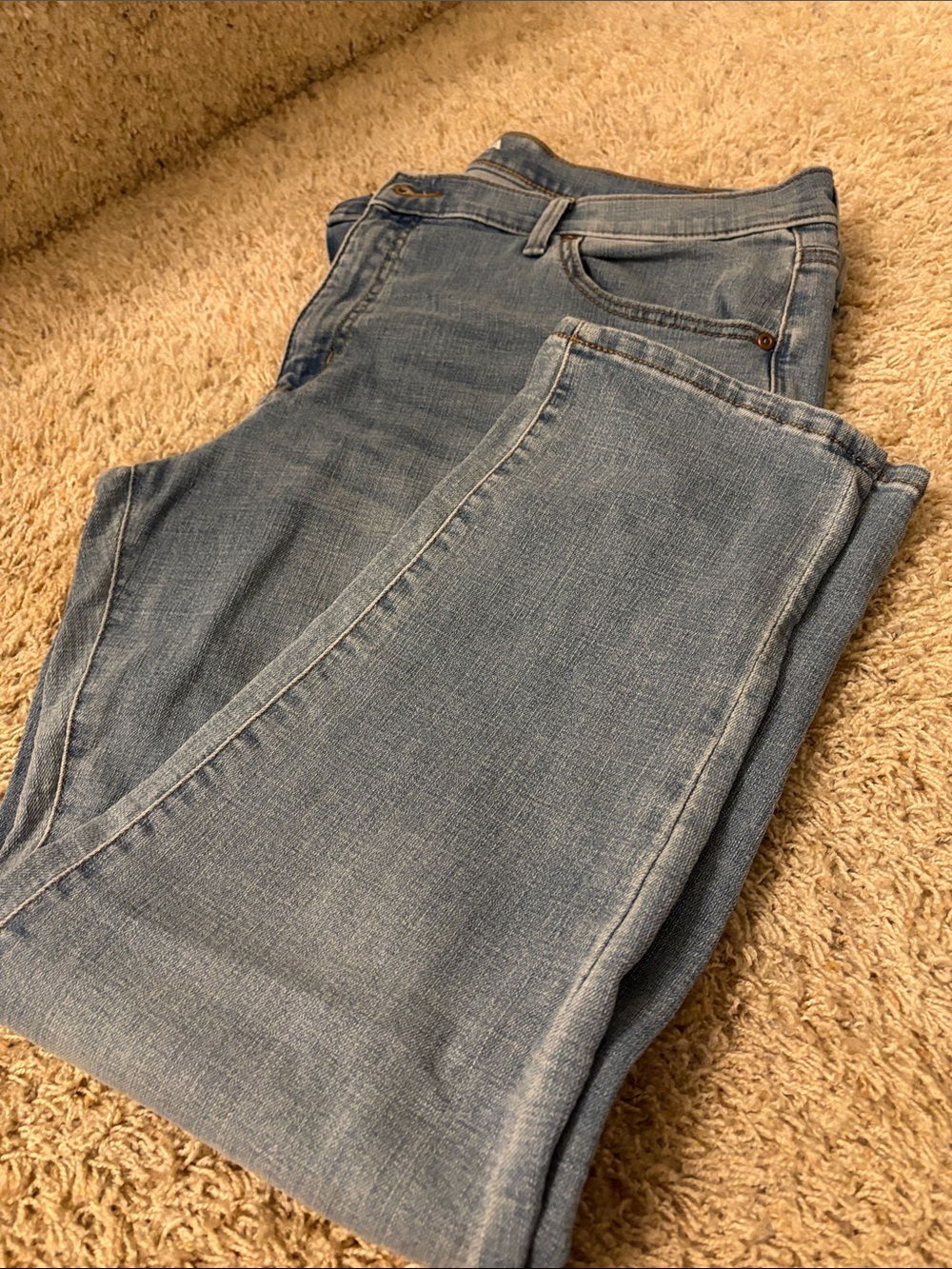 Classic Women's Light Blue Straight-Leg Jeans